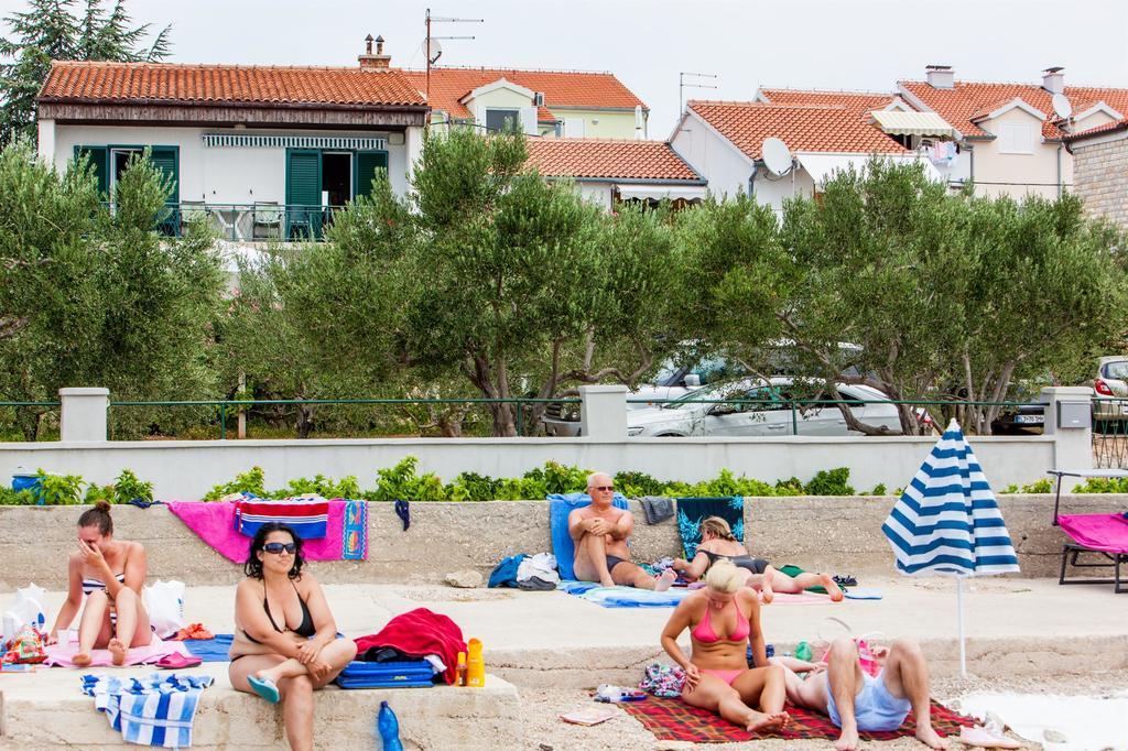 Apartments Milka Vodice Exterior photo